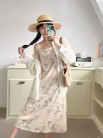 Абрикосовое платье-комбинация