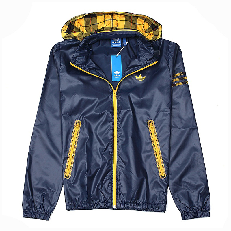 

Спортивная куртка Adidas 2013 G75271