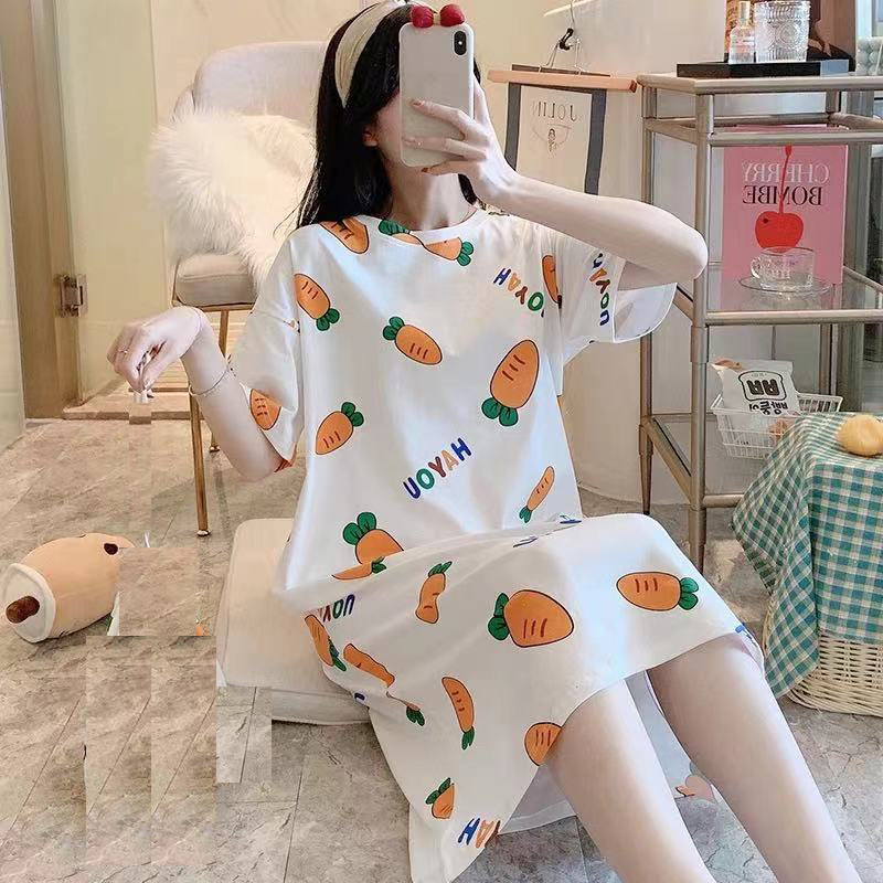 Alphabet carrot white skirt (thin style, not cotton)