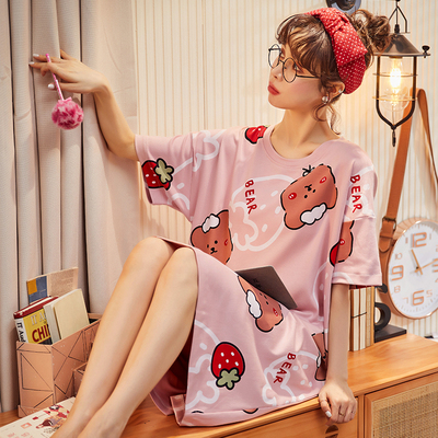 Strawberry bear pink skirt (thin, non-cotton)