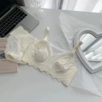 Голый цвет кожи.