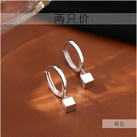 Серебряные серьги для влюбленных