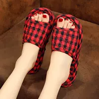 Женский 008 низкий красный