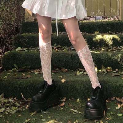 taobao agent Summer classic black lace socks flower-shaped