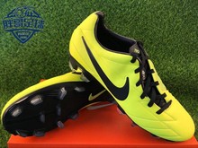 Nike Phantom Vision Elite DF Firm Ground Cleats