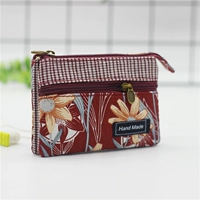 Длинный листовой цветок jujube красный
