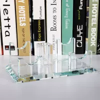 Прозрачный