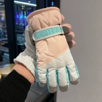 Розовые женщины-снежные женщины [Пылая глубоко полные пальмовые сенсорные экран]