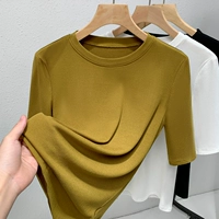 Желто-зеленая круглая круглая шея средняя рукава