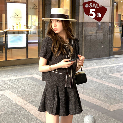 taobao agent [50 % off clearing position] Xia Shiwen Xiaocoli set Hepburn Wafei contrasting color top/pleated wide -leg shorts female summer