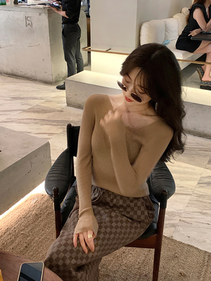 taobao agent Woolen design autumn long-sleeve, top, V-neckline