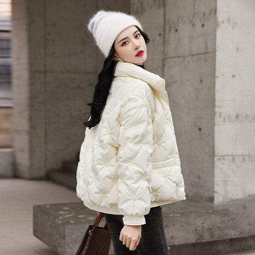Белый пуховик, элитная короткая легкая и тонкая зимняя куртка, коллекция 2022, подходит для подростков