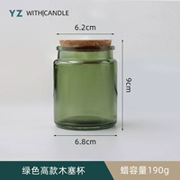 Зеленая высокая деревянная чашка