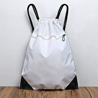 Большой, белый