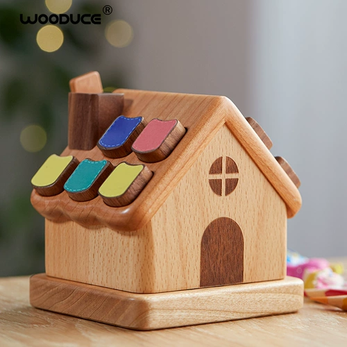 Дерево - это маленький деревянный дом лиственная коробка памятная коробка для хранения коробки, мальчик, ребенок, переодевающийся в зубы шины, для хранения коллекции