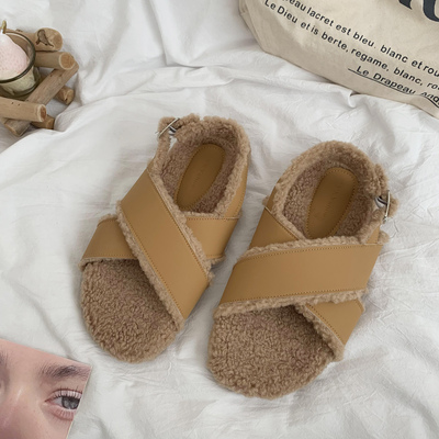 taobao agent Autumn and winter flat bottom with retro hair and slippers women wearing fairy wind, warm cotton, lambs and cold slippers