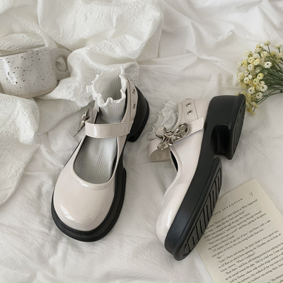 taobao agent White Japanese summer universal footwear platform English style, french style
