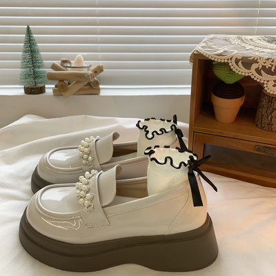 taobao agent Demi-season Japanese white footwear platform English style, British style