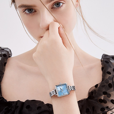 taobao agent Waterproof quartz square watch, light luxury style, simple and elegant design