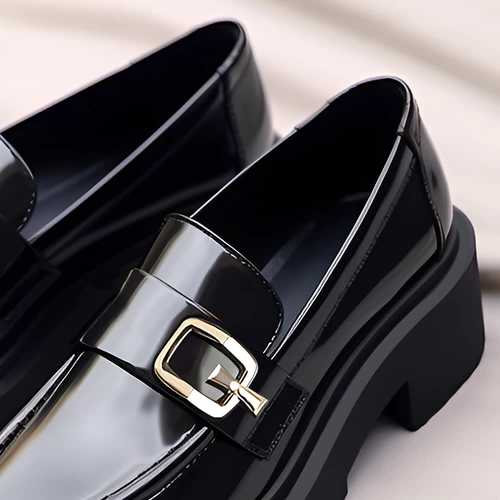 Весенняя обувь, высокие металлические лоферы для черной кожи для кожаной обуви, изысканный стиль, против усталых ног