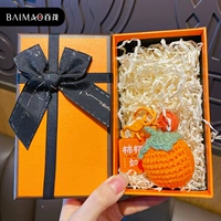 Шерстяная подвеска, оранжевая подарочная коробка