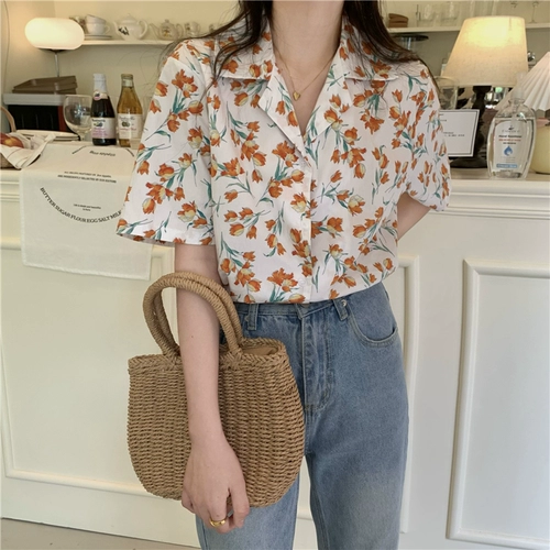 Тонкая рубашка, цветочный принт, короткий рукав, коллекция 2022, V-образный вырез, защита от солнца