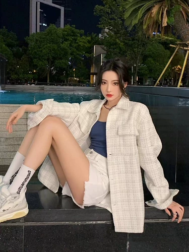 Модная рубашка, осенняя куртка, яркий броский стиль, изысканный стиль, воротник поло, в стиле Шанель, в корейском стиле, оверсайз, коллекция 2022