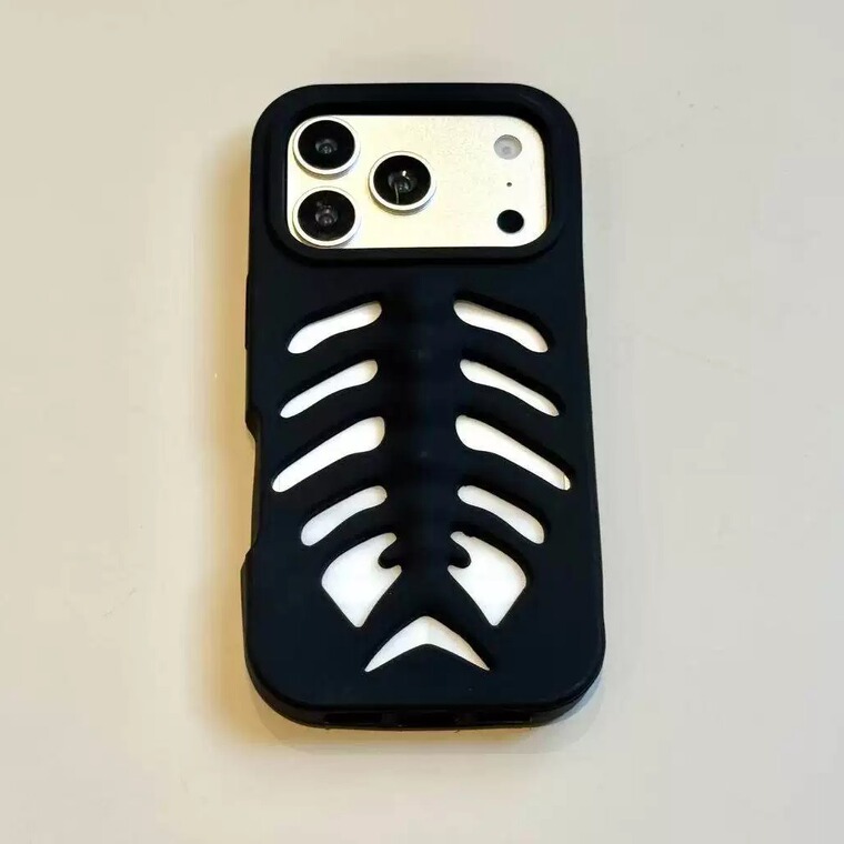 Fish Skeleton Aquatic Motif Heat dissipation iPhone Case