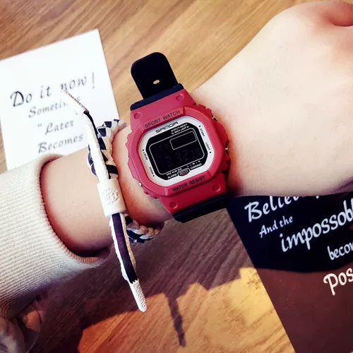 Брендовые трендовые цифровые часы подходит для мужчин и женщин, 2019 года, популярно в интернете