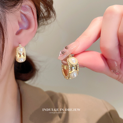 taobao agent Design elite demi-season earrings, Chinese style, trend of season