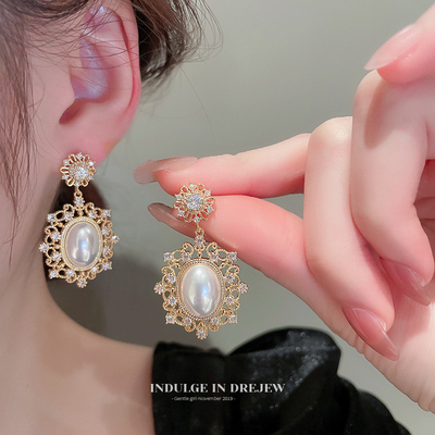 taobao agent Advanced retro earrings, high-quality style, 2022 collection, city style