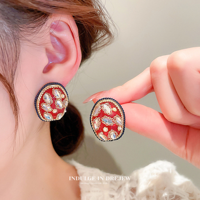 taobao agent Fashionable earrings, sophisticated retro beads, 2022 collection