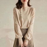 Брендовый трикотажный свитер