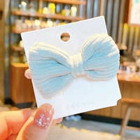 Зеленая заколка для волос с бантиком