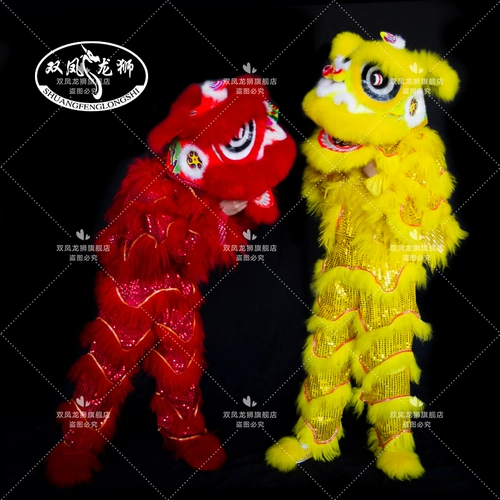 Два феникса дракона и левка танце