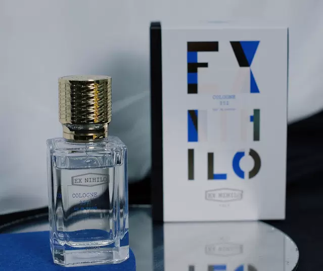 PARLE MOI DE PARFUM パルルドゥ ウッディ パーフェクト 大人気の