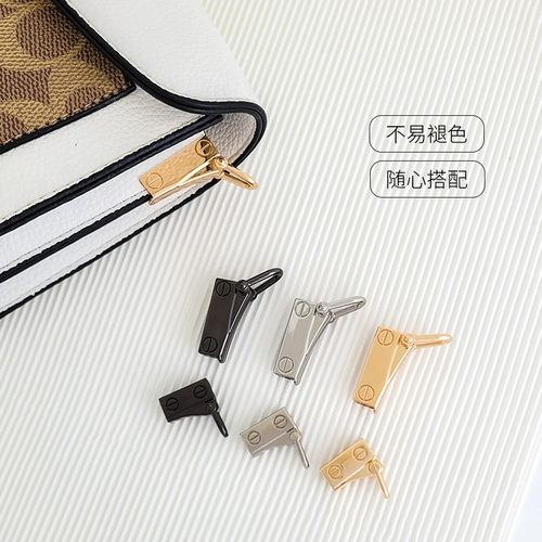 Бумажник, сумка, металлические аксессуары, клипсы, застежка, цепь на цепочке, бретели, фиксаторы в комплекте