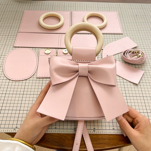 Барсетка с бантиком, вязаная сумка ручной работы, набор материалов для друга, сумка на одно плечо, DIY, подарок на день рождения