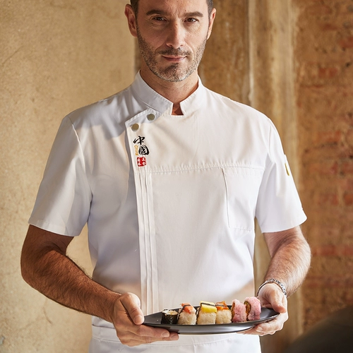 Шеф -повара Работа в одежде мужская короткая китайская китайский стиль с высоким уровнем питания Catering Hotel Custom Выпекать западную кухню кухонная одежда Короткая кухонная куртка