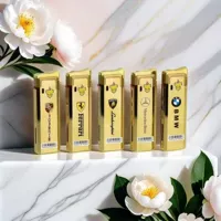 50 золотой логотип автомобиля