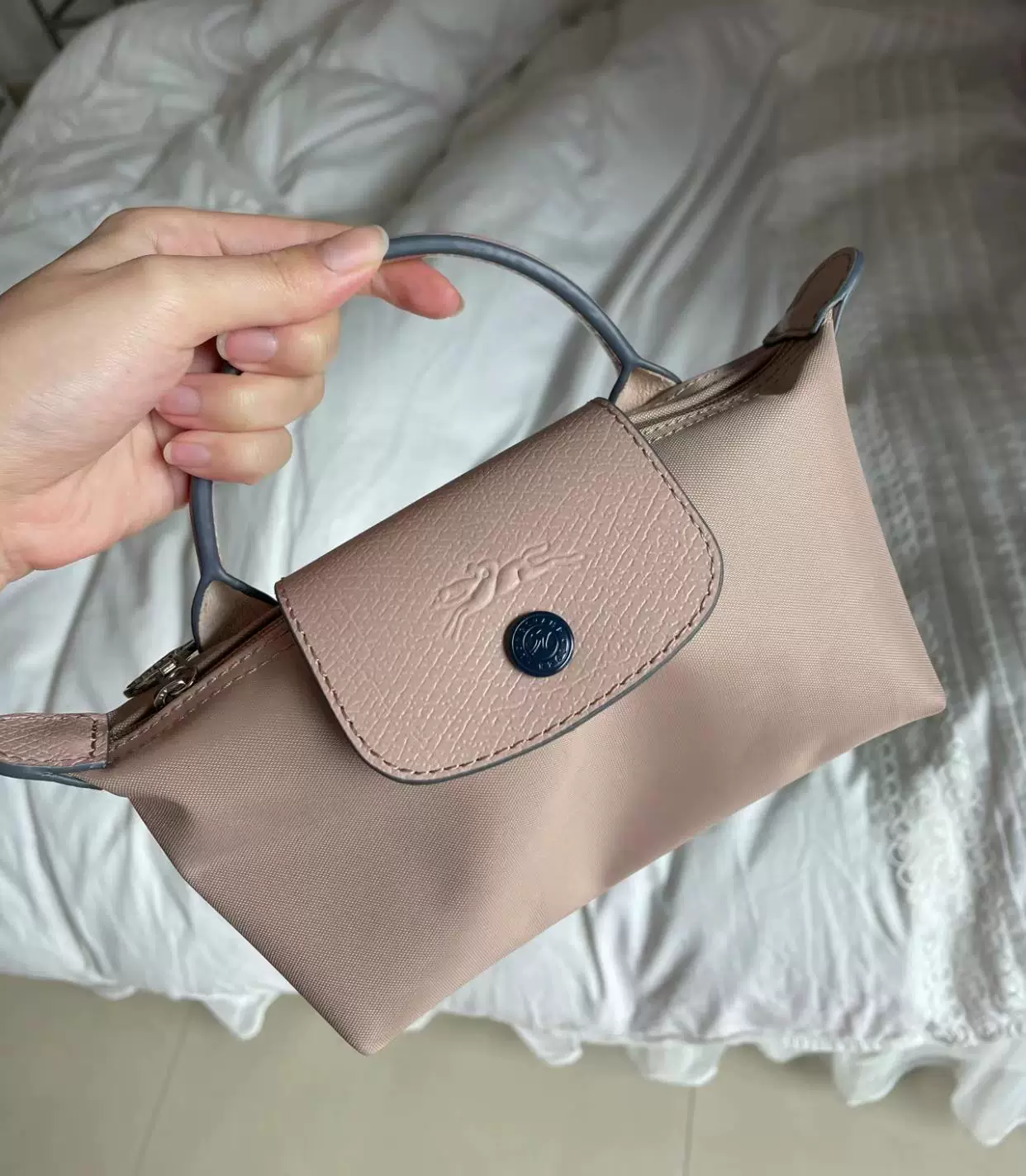 Строго отобранная во Франции сумка Longchamp MINI Mini Mini Dumpling Women Hands Hands Pack Short Paper White