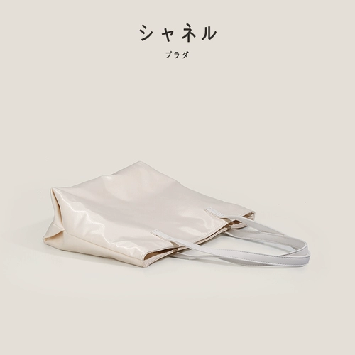 Универсальная вместительная и большая сумка на одно плечо, коллекция 2023, премиум класс