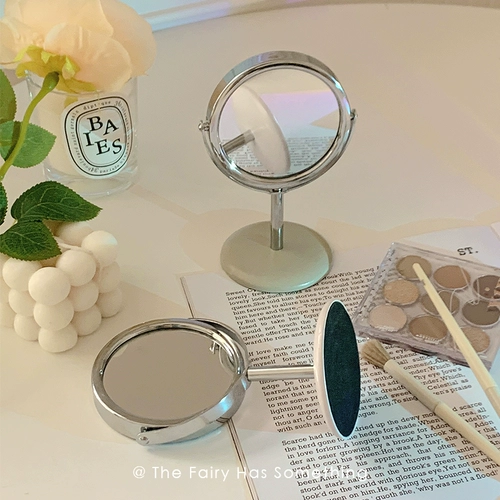 Простая циркулярная зеркала Студент Студент общежитие зеркало зеркало на рабочем столе может стоить маленькое высокопроизводительное зеркало принцессы