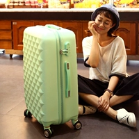 Мятно-зеленый