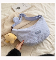 Синий [принесите кулон]