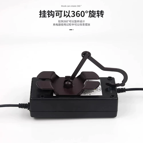 Электромобиль, зарядное устройство, нескользящий шнурок-держатель, нескользящая система хранения, фиксаторы в комплекте