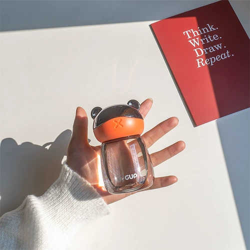 Мини -маленькая водяная чашка женщина портативная труба с шейфенгом с пластиковым анти -падающим милым супер милым карманным чашкой