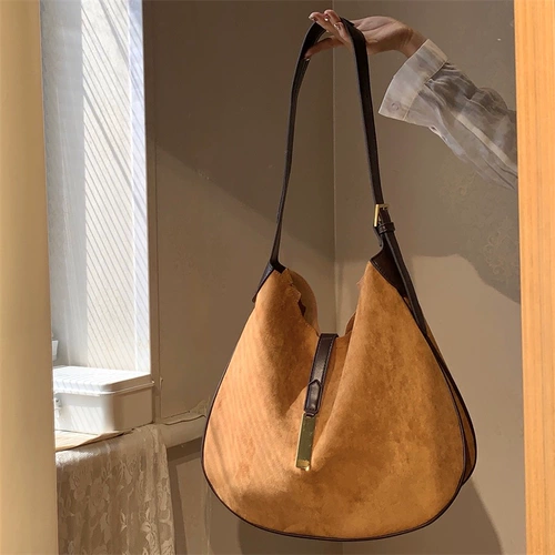 Вместительная и большая сумка через плечо, осенняя, коллекция 2022