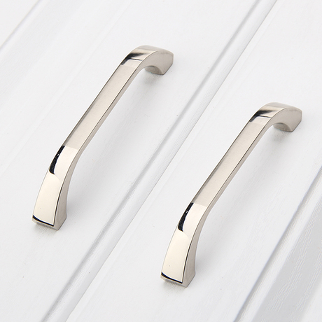 爱逛街为您找到抽屉鞋柜拉手相关的宝贝,您可以在下面的板块中挑选