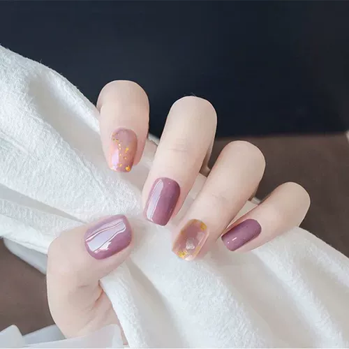 Короткие небольшие наклейки для ногтей, сиреневые блестки для ногтей, накладные ногти, французский стиль, готовый продукт
